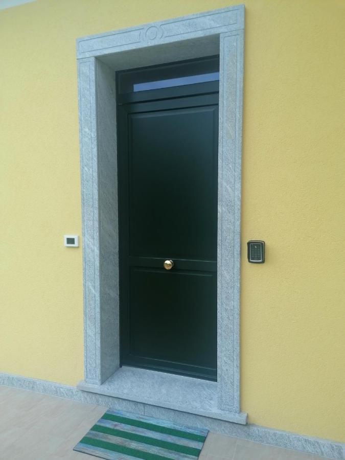 B&B Villa Preziosa Lago Maggiore Lesa Exterior foto